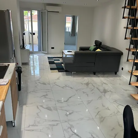 Moderne Apartment *